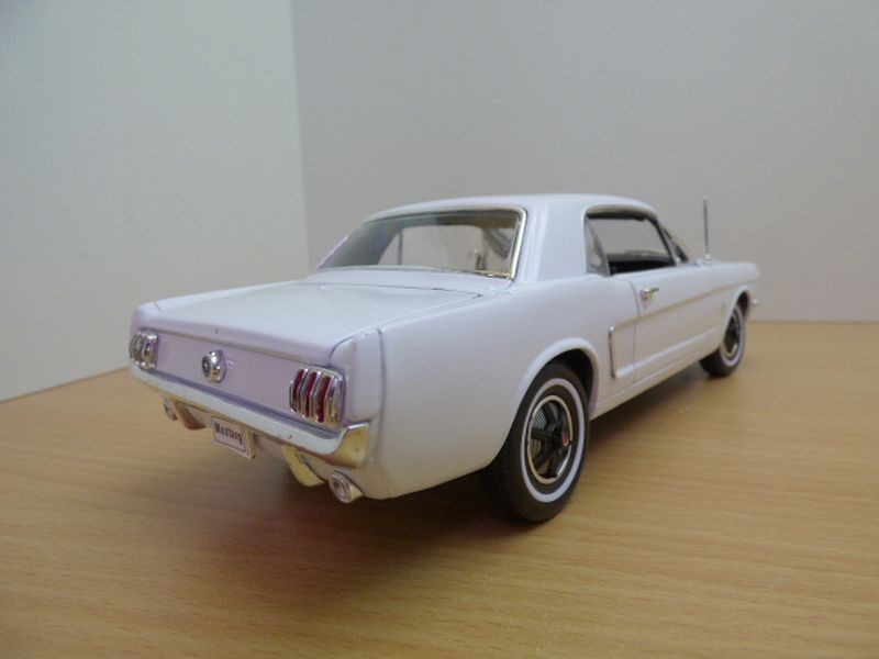 Ford Mustang Coupe Hard Top weiß 1/18 1964 1/2 - Bild 2 von 9
