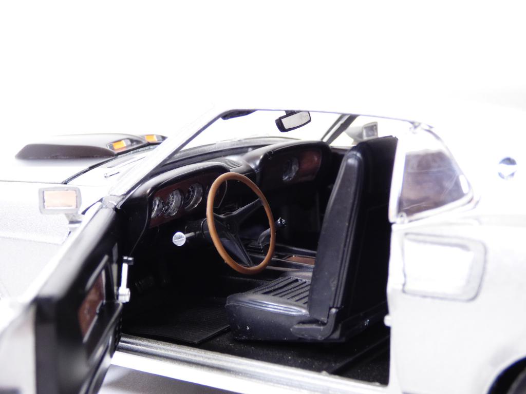 FORD MUSTANG BOSS 429 1969 Film John WICK 1/18 819725024891| eBay