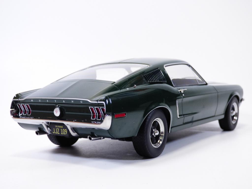 1/18ミニカー　BULLITT FORD MUSTANG FORD MUSTANG GT Fastback BULLITT 1/18 4260699766113| eBay