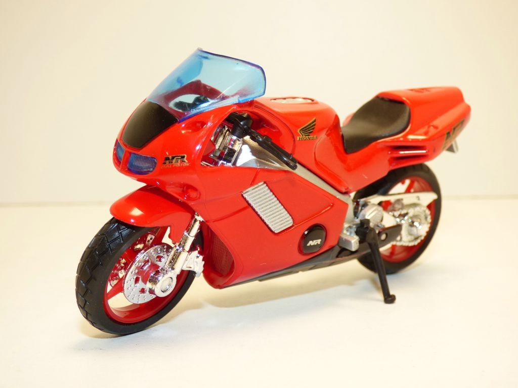 Moto Honda Nr 750 Rouge 1 18 Ebay