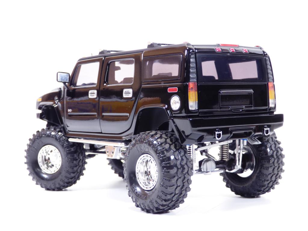 HUMMER H2 noir 4x4 surélevé SUT 1/24 Off road Tuning 675118131979