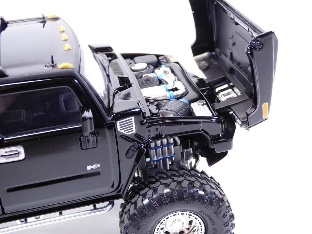 1/20サイズ ハマー H2 LIFTED 黒メタリック UAV ホットウィール 1/20サイズ ハマー H2 LIFTED 黒メタリック UAV ホットウィール