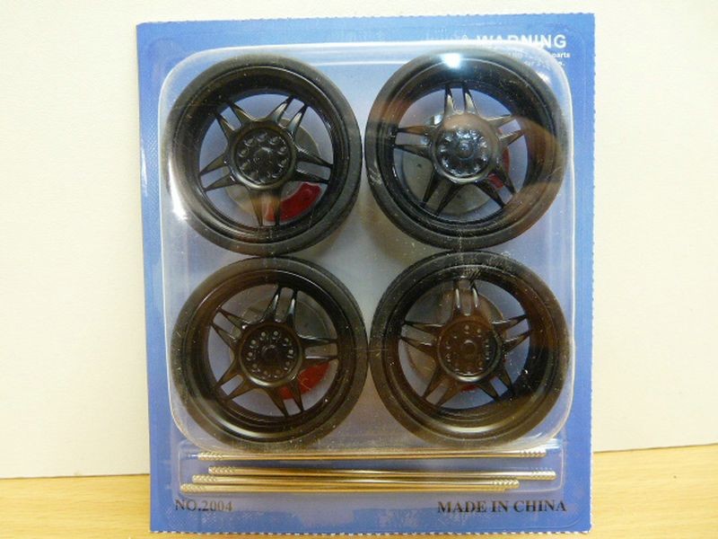 SET de 4 JANTES D40mm TUNING noires + PNEUS n°10 1/18