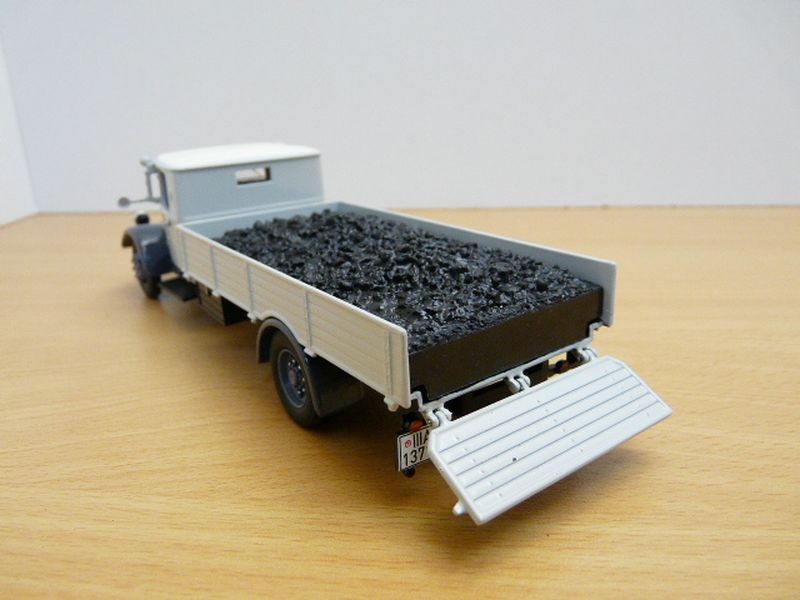 Camion Mercedes LO2750 Gris 1/43 – Premium, 1934, Fabrication Française, Neuf