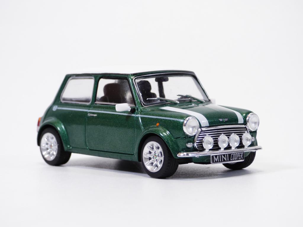 MINI COOPER 1300 vert British Racing 1/43 1994 3663506036934 | eBay UK