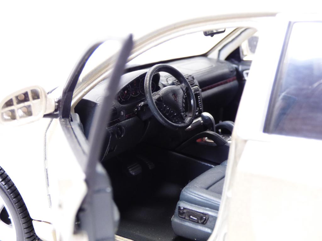 Achetez un Porsche Cayenne Turbo S E-Hybrid Coupé d'occasion ou dans
