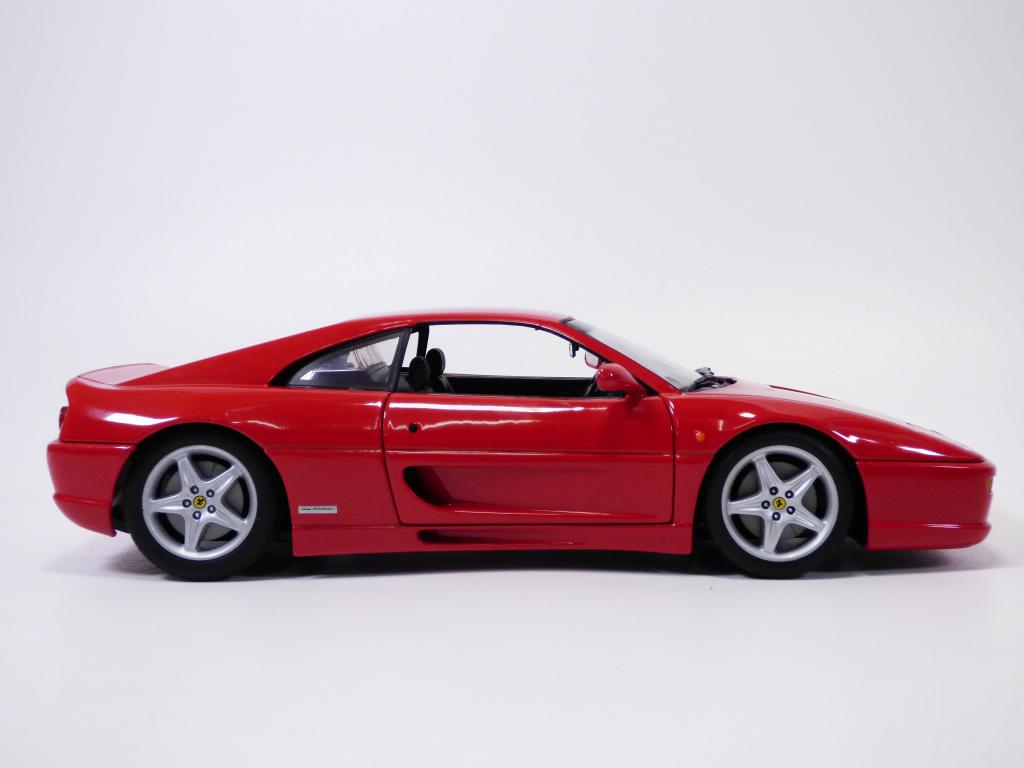 Ferrari F355 赤 ミニカー 約1/18スケール GT Spirit Ferrari F355 Spider 1994 Red LE500 in 1/18 Scale