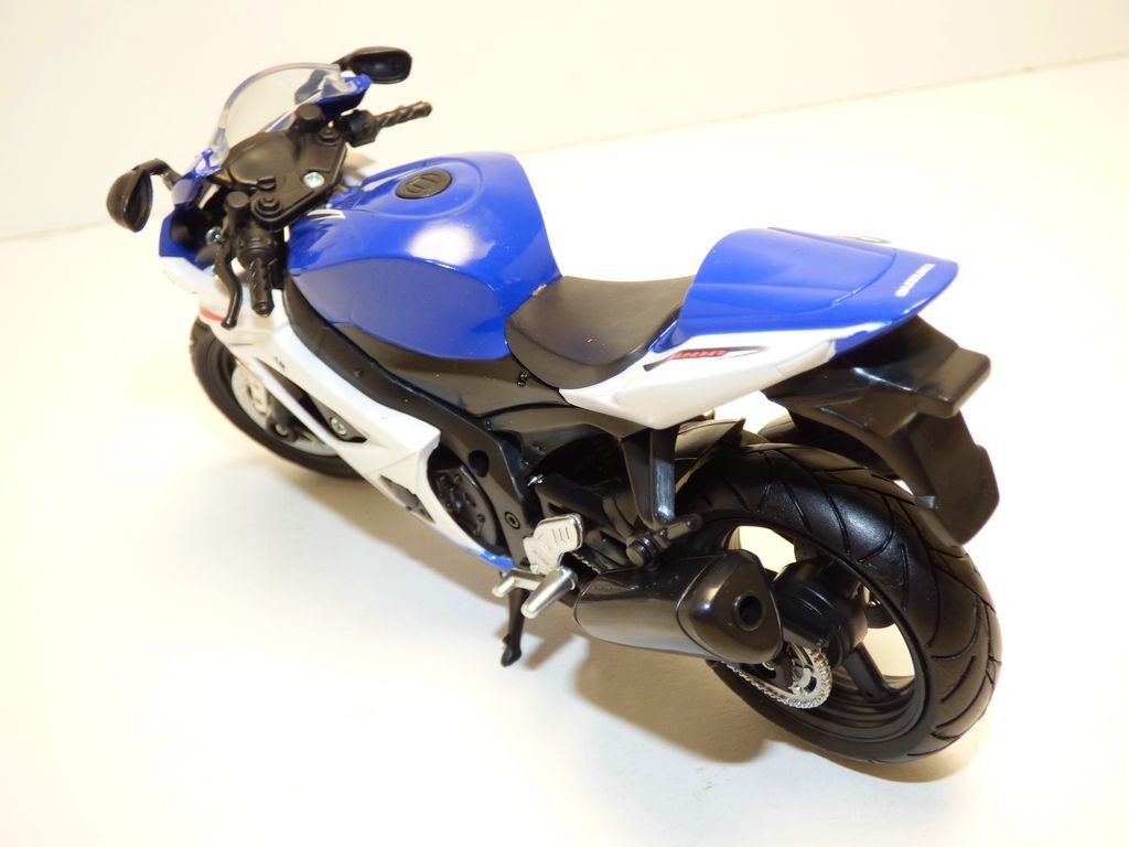 MOTO SUZUKI GSX-R 1000 bleu 1/12 GSXR1000 2008 | eBay