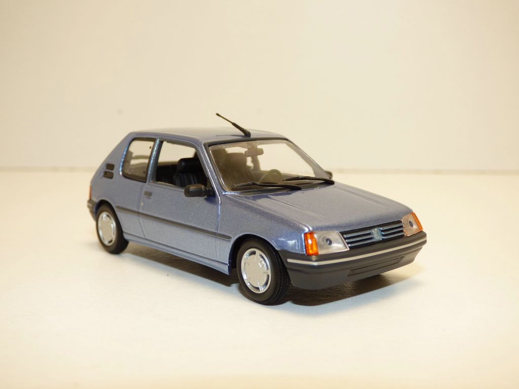 Peugeot 205 Xr Bleu 1 43 4012138161849 Ebay