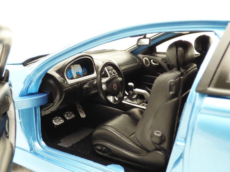 Pontiac Gto Bleu 2004 1 18 849398003725 Ebay