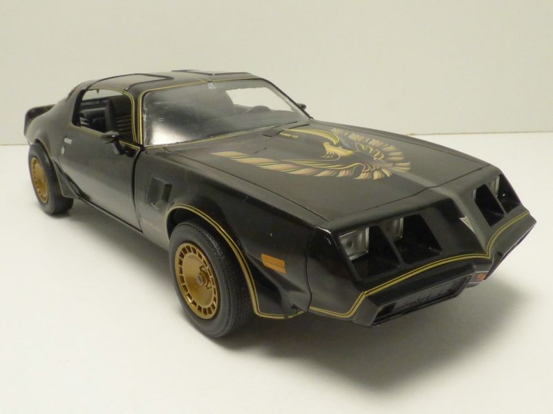 pontiac_trans_am_film_smokey_and_the_bandit_avt_1 24