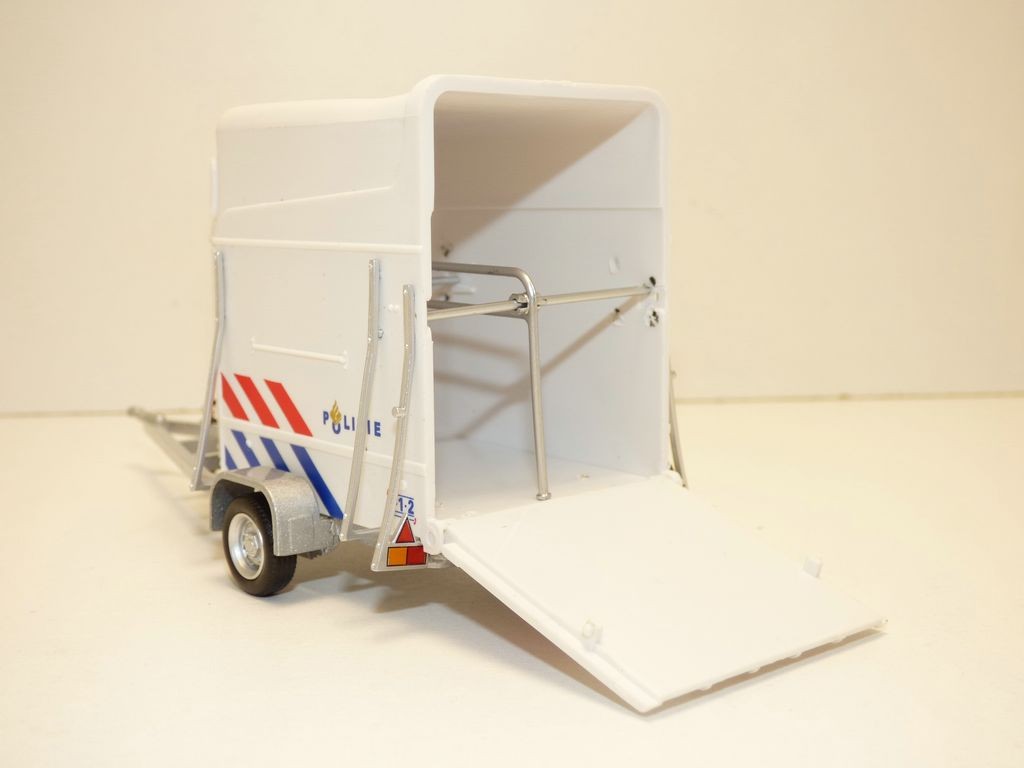REMORQUE VAN transports chevaux POLITIE 1/43 Police Pays Bas - Picture 1 of 7