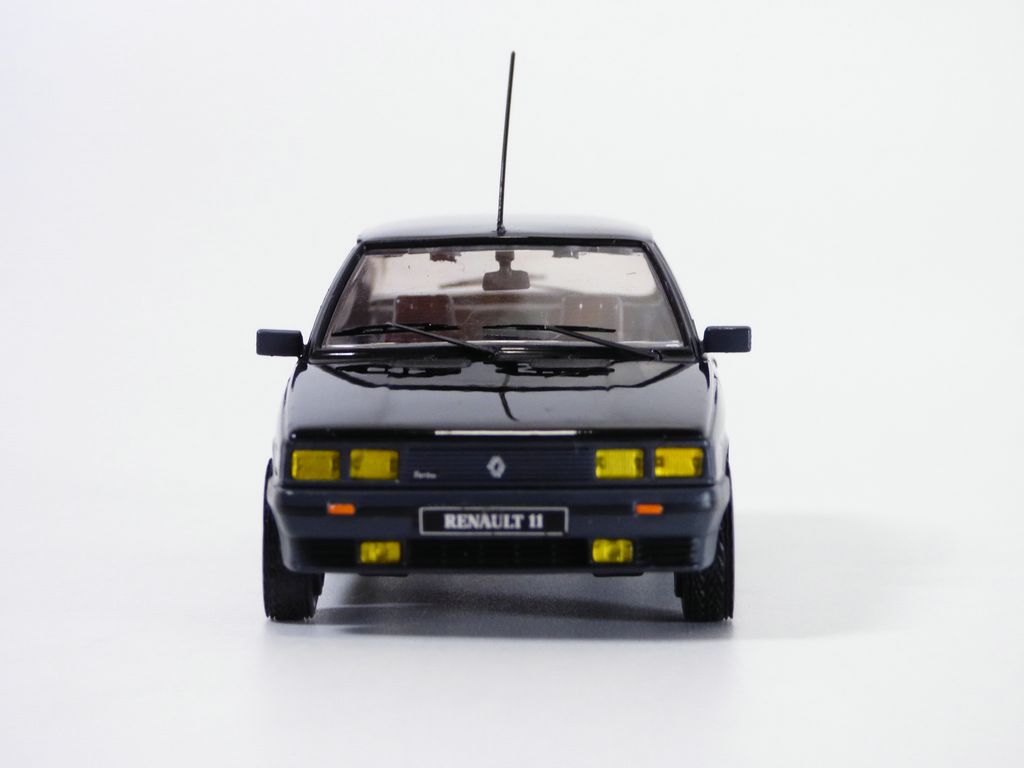 1986 Renault 11 - R11 Turbo Black 5 Door 1/43