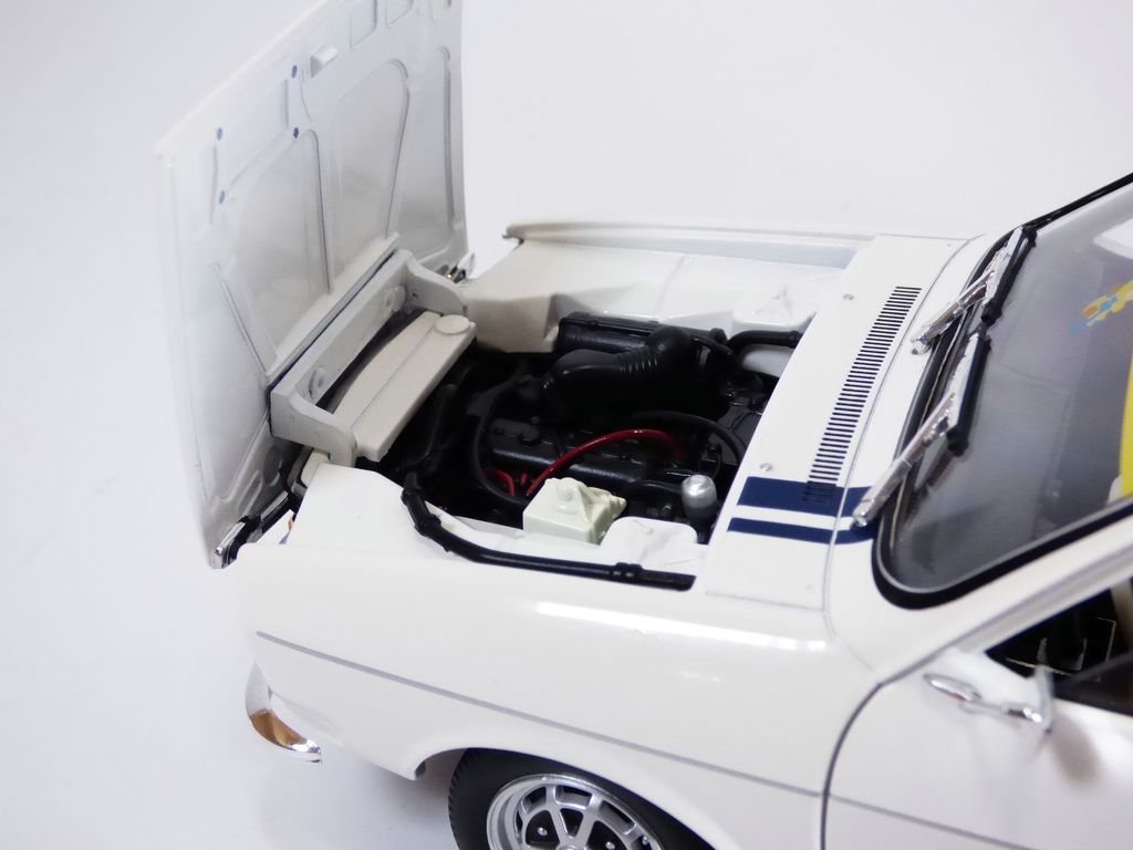 RENAULT 12 - R12 tuning Marseille - IAM - Je danse le Mia 1/18