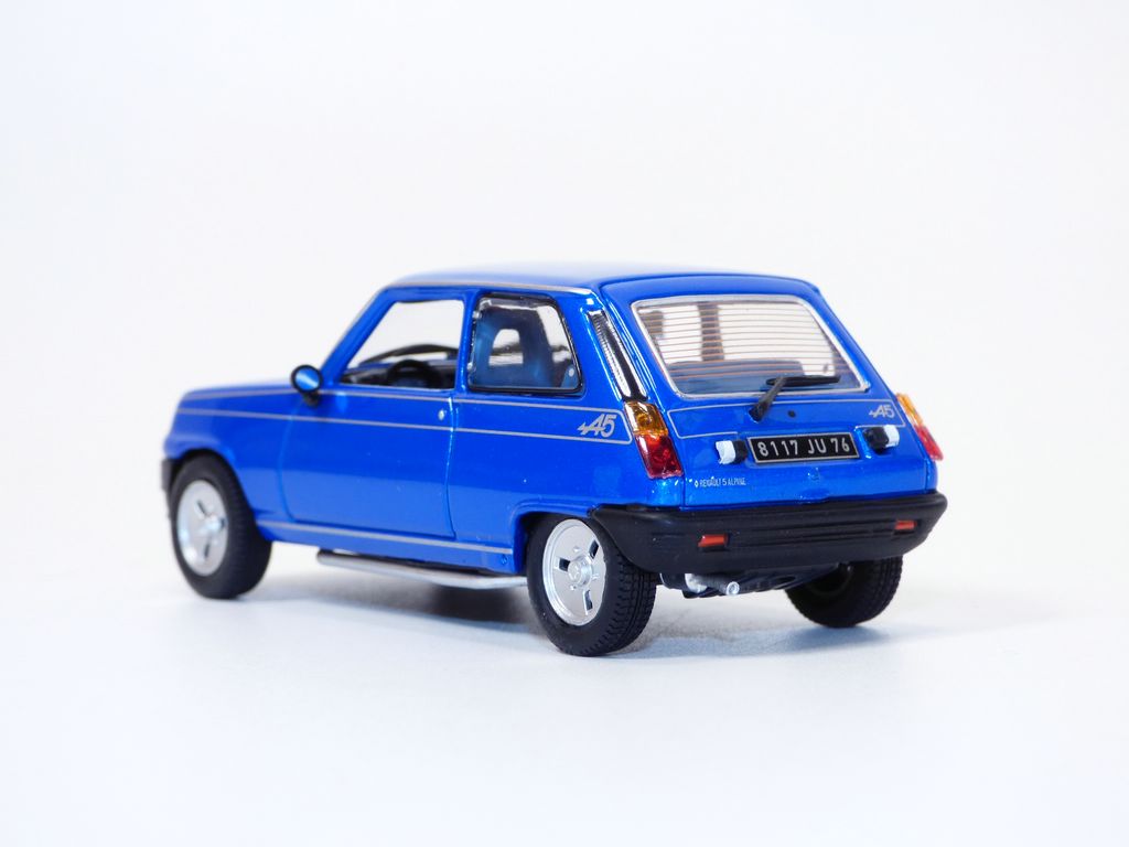 Foto 2 di 7