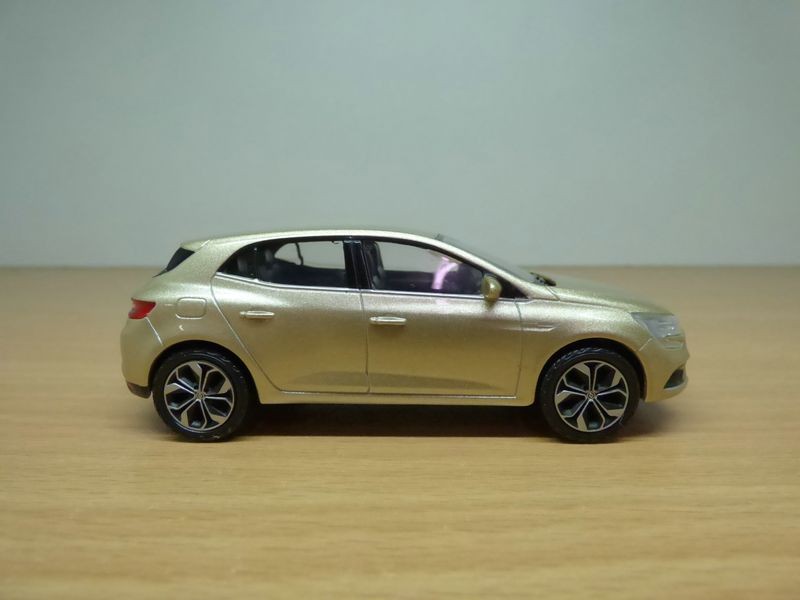 Renault Megane Berline Beige Dune 2016 1 43 Ebay