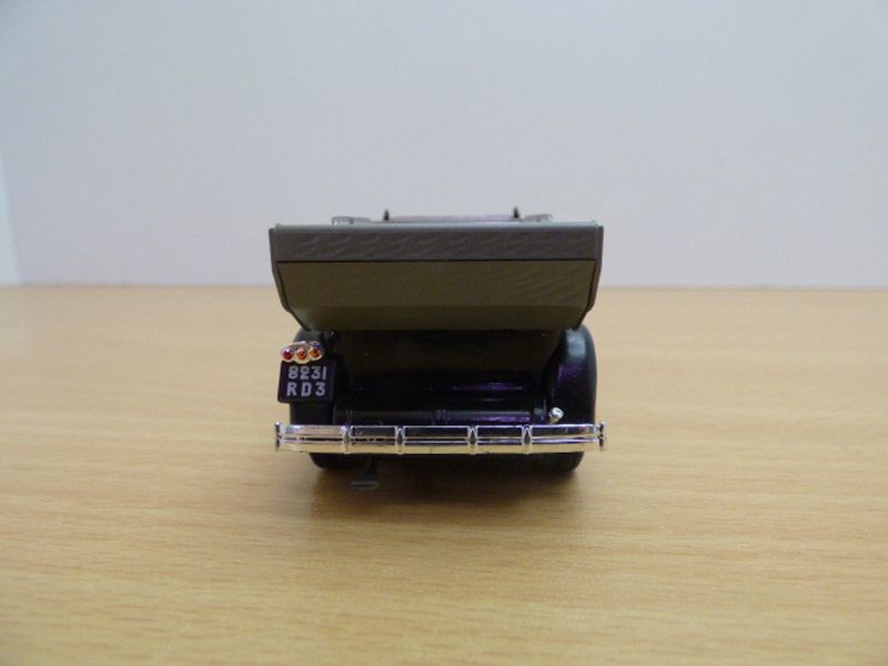 Foto 5 di 8