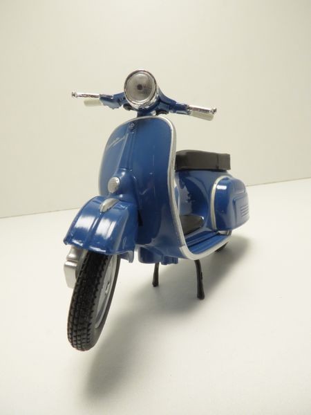 Scooter Piaggio Vespa 150 Sprint Veloce Bleu 1969 1 18 Ebay