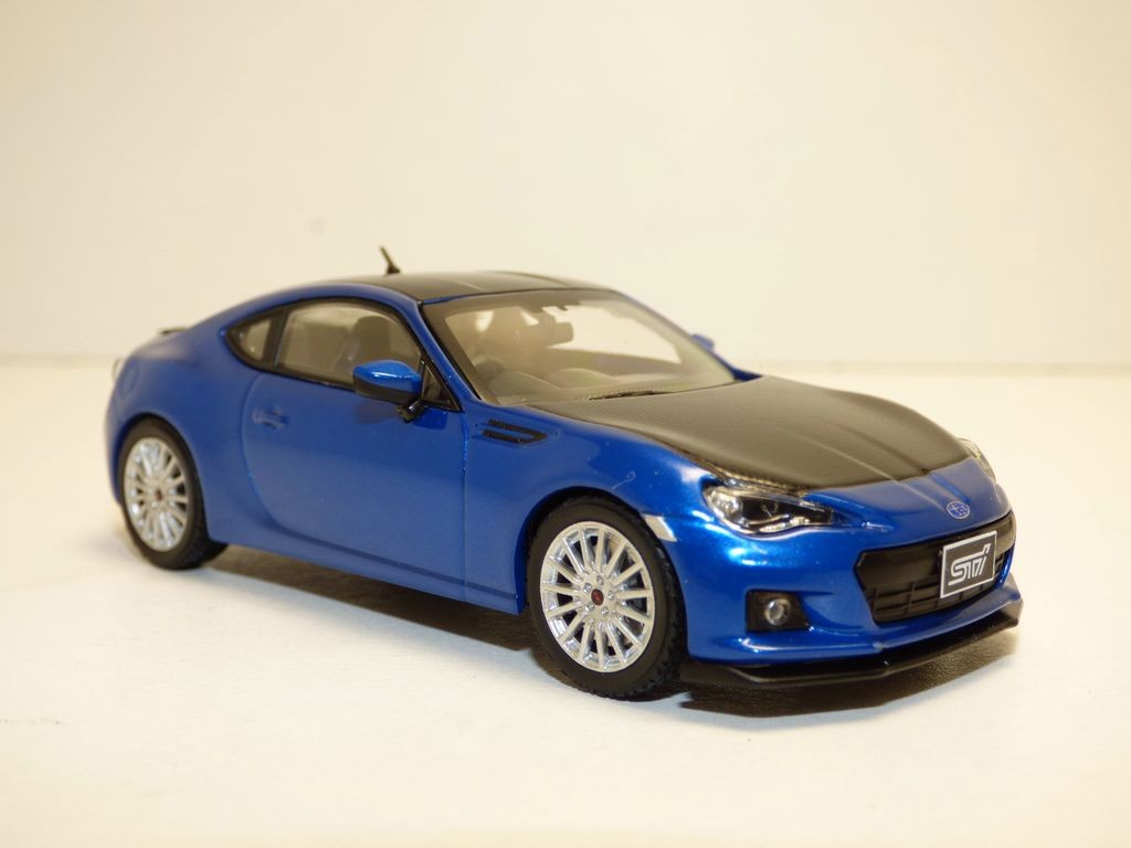 Subaru Brz Sti Salon De Tokyo 2012 Bleu & Carbone 1/43 J-Collection Kyosho Jcp74007tk