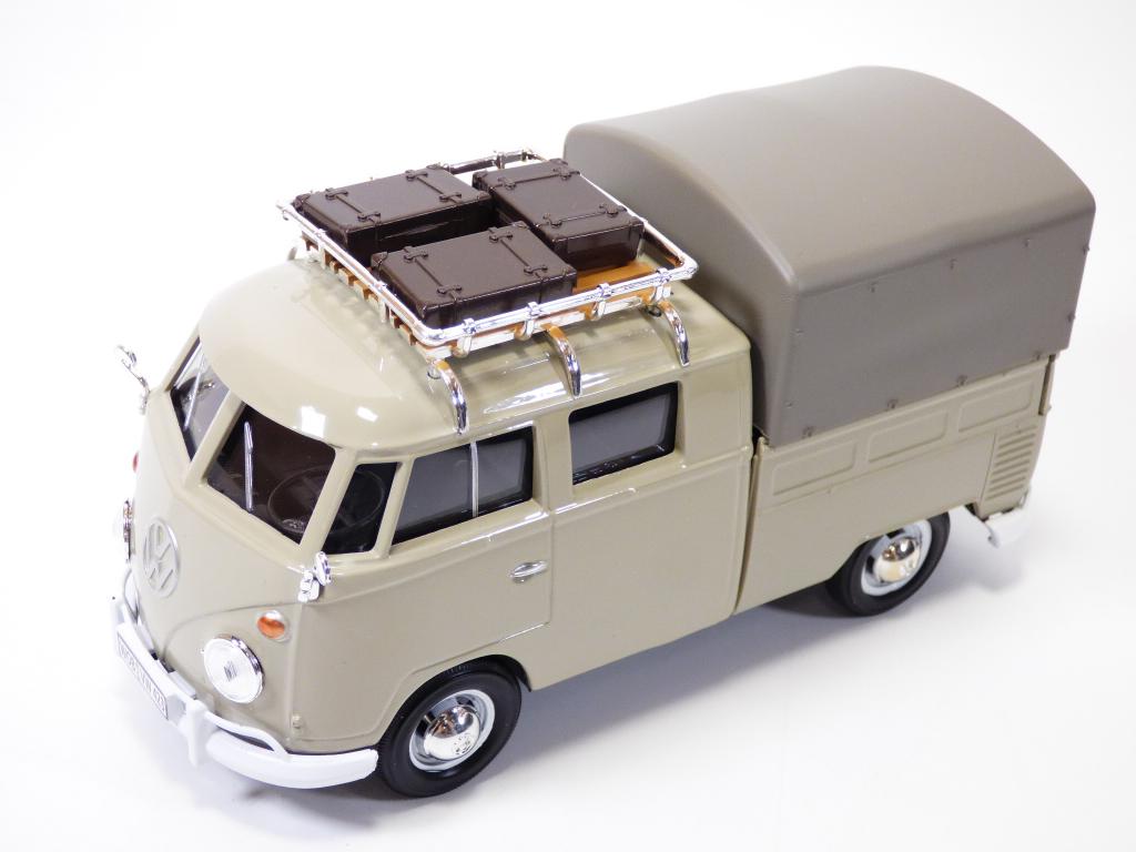 VOLKSWAGEN COMBI T1 type pick up beige 1/24 VW