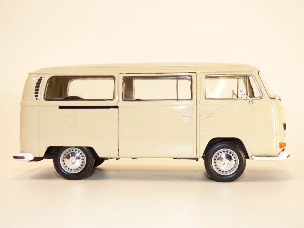 VW COMBI T2 blanc Volkswagen Kombi 1/24 4891761124724 | eBay UK