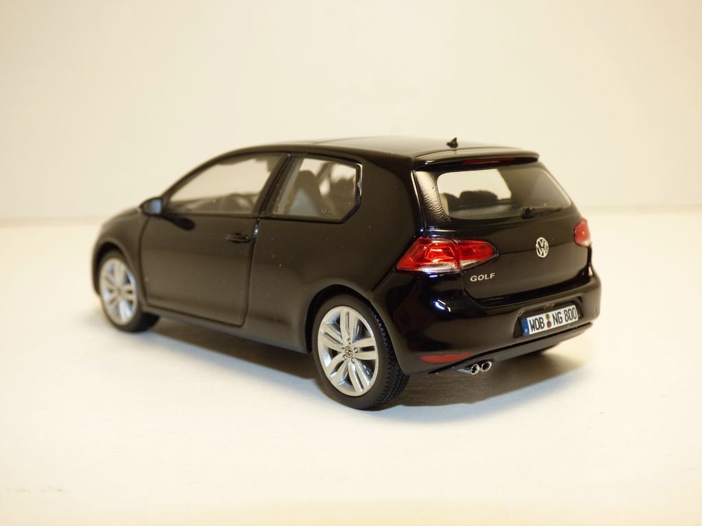 Volkswagen Golf 7 3 Portes Noir 1 43 Ebay
