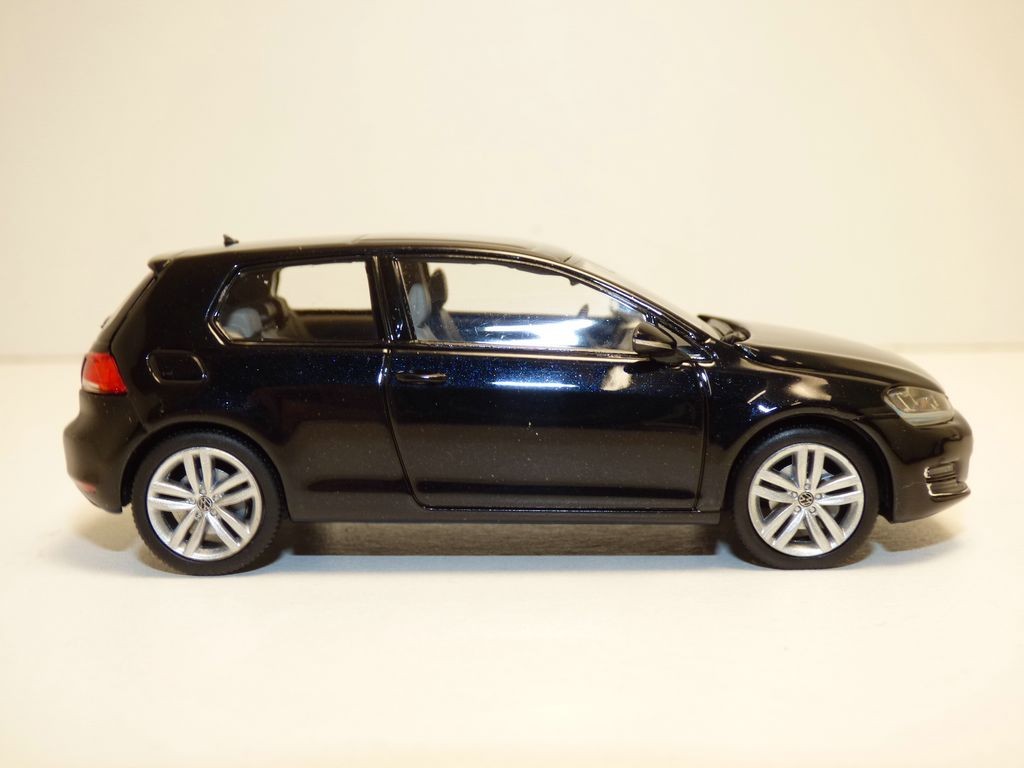 Volkswagen Golf 7 3 Portes Noir 1 43 Ebay