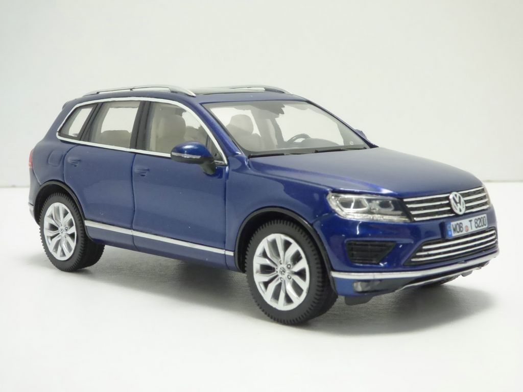Volkswagen Touareg 2015 Bleu 1 43 4039378713799 Ebay