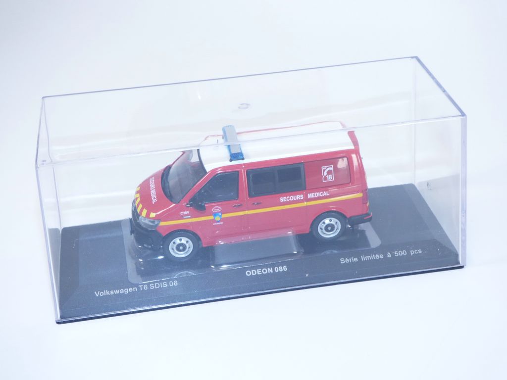 Véhicules d'incendie des sapeurs-pompiers du Var - Soldats du feu