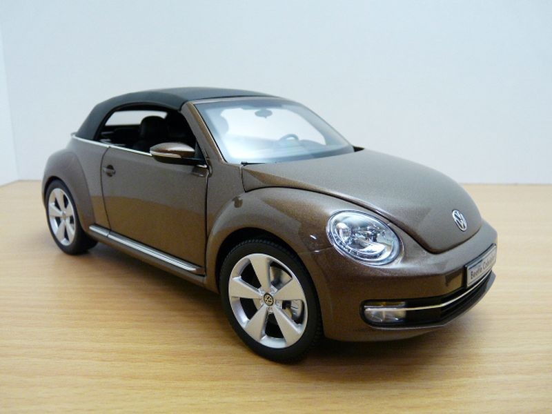 Volkswagen Nouvelle Coccinelle Cabriolet Marron Toffee 1