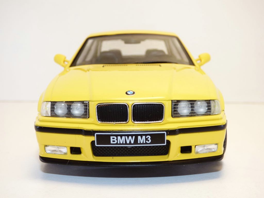 BMW M3 jaune Dakar 1/18 E36 - Photo 4/5