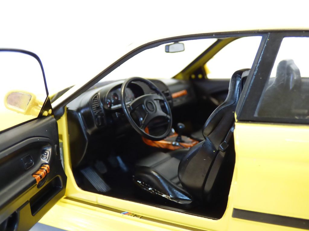 BMW M3 jaune Dakar 1/18 E36 - Photo 3/5