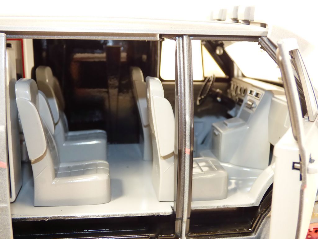 VAN GMC VANDURA film AGENCE TOUS RISQUES 1/18 version salie EUR 129,90 PicClick FR