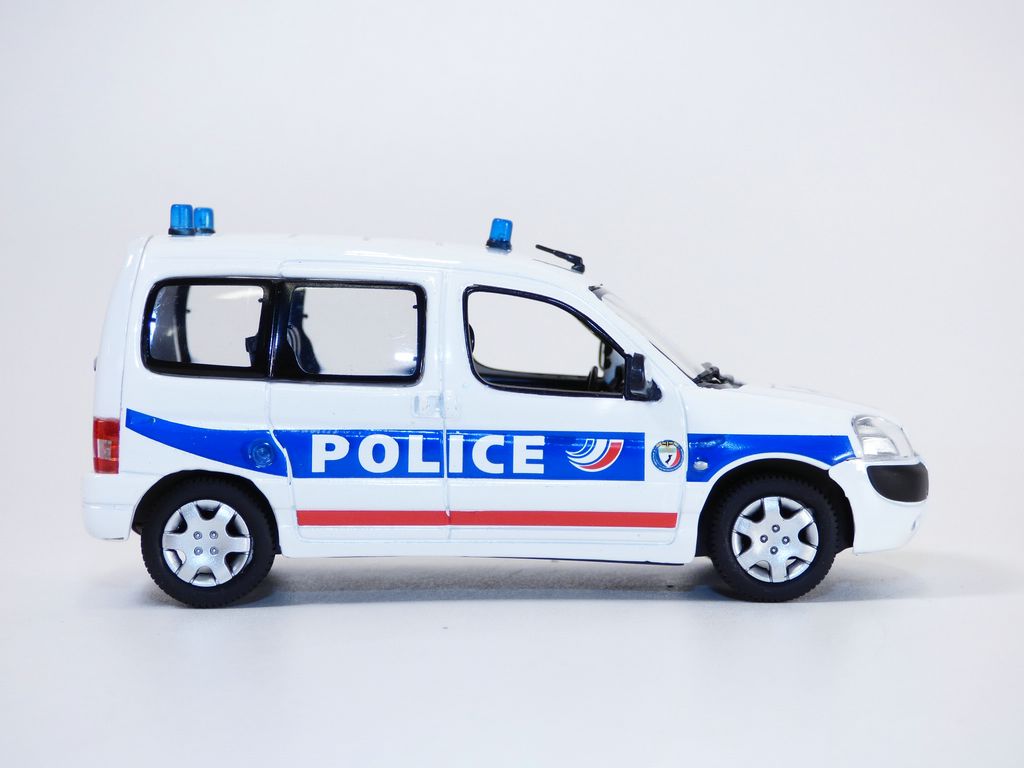 Citroën Berlingo Police Nationale – Paris – Norev 1/43 – Réf. 155724