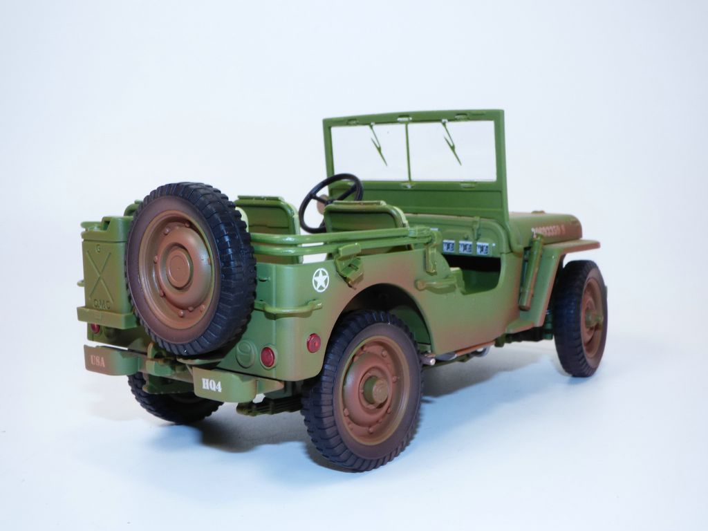 Welly Jeep Willys US Army 1/18 - Modèle Réduit Métal Collector Avec Portes Et Capot Ouvrants