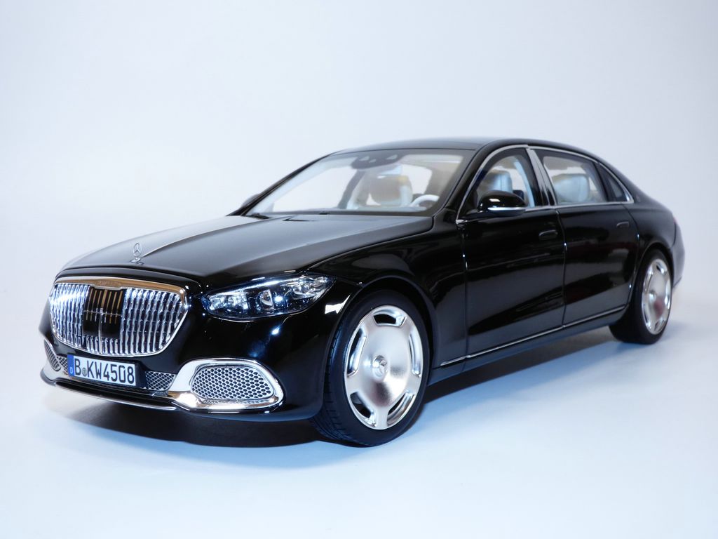 Maybach s680 w223