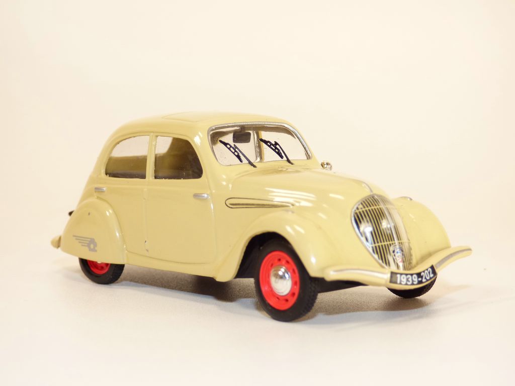 Peugeot - 202 Bâchée 1947 - Norev - 1/43 - Autos Miniatures