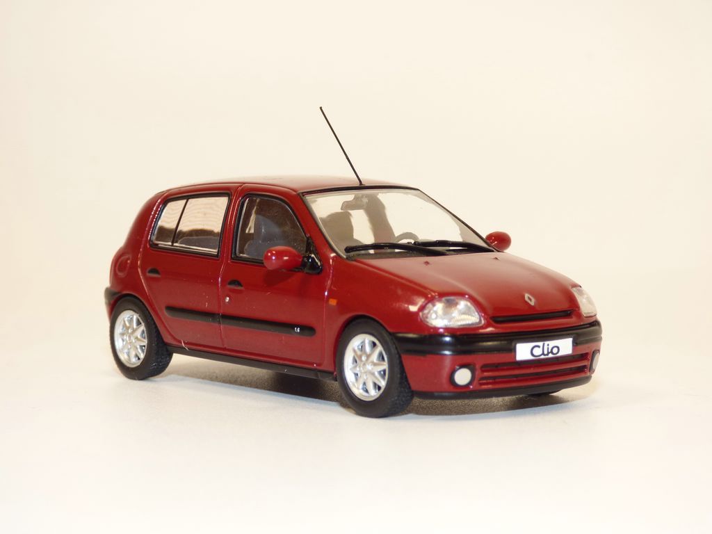 Voiture Collection Clio 2 Phase 1 Odeon 1/43 Rouge 1998 - Miniature Métal