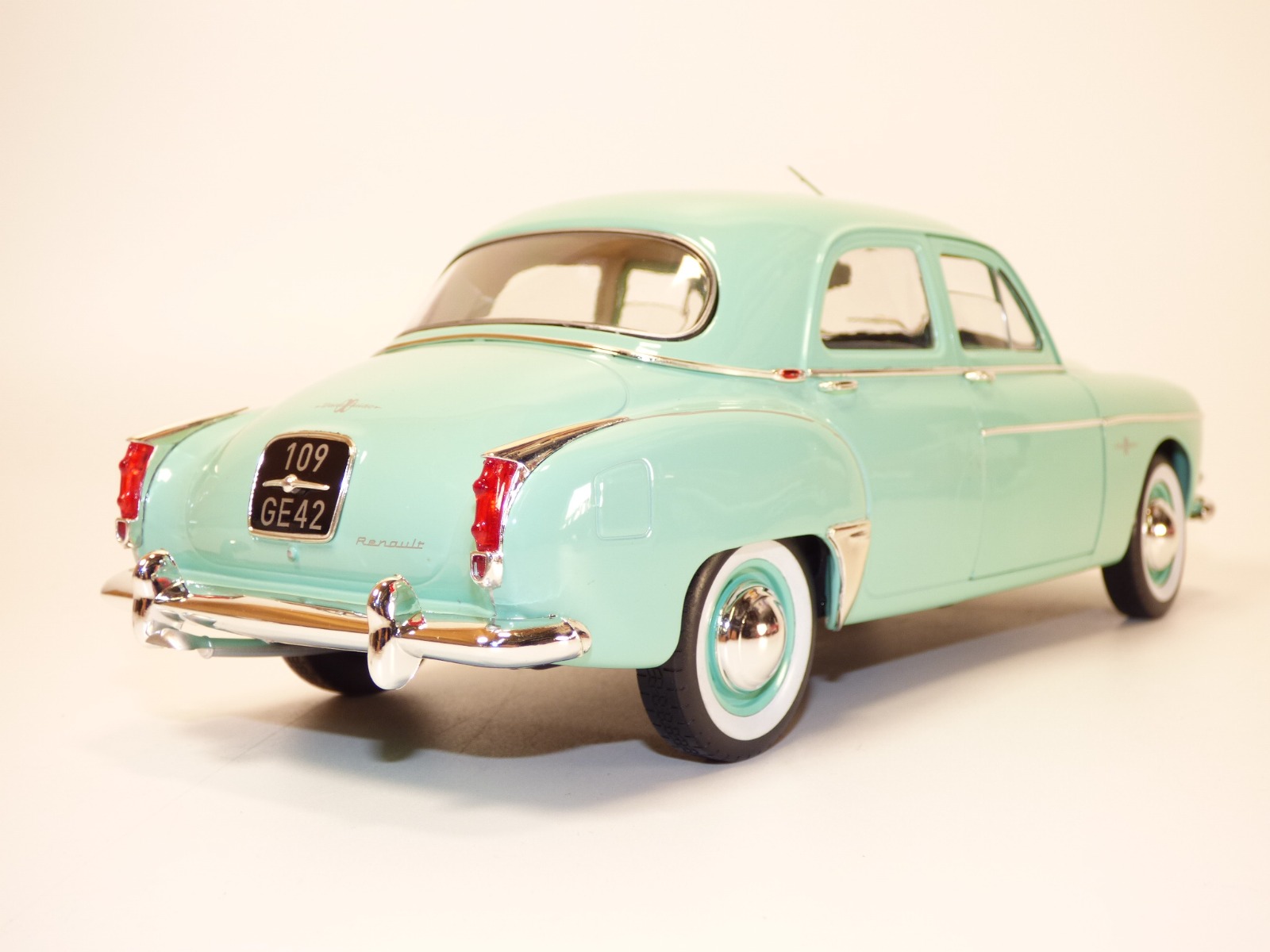RENAULT FRÉGATE VERT erin de 1959 NOREV 1/18e 185283 EUR 79,99 - FR